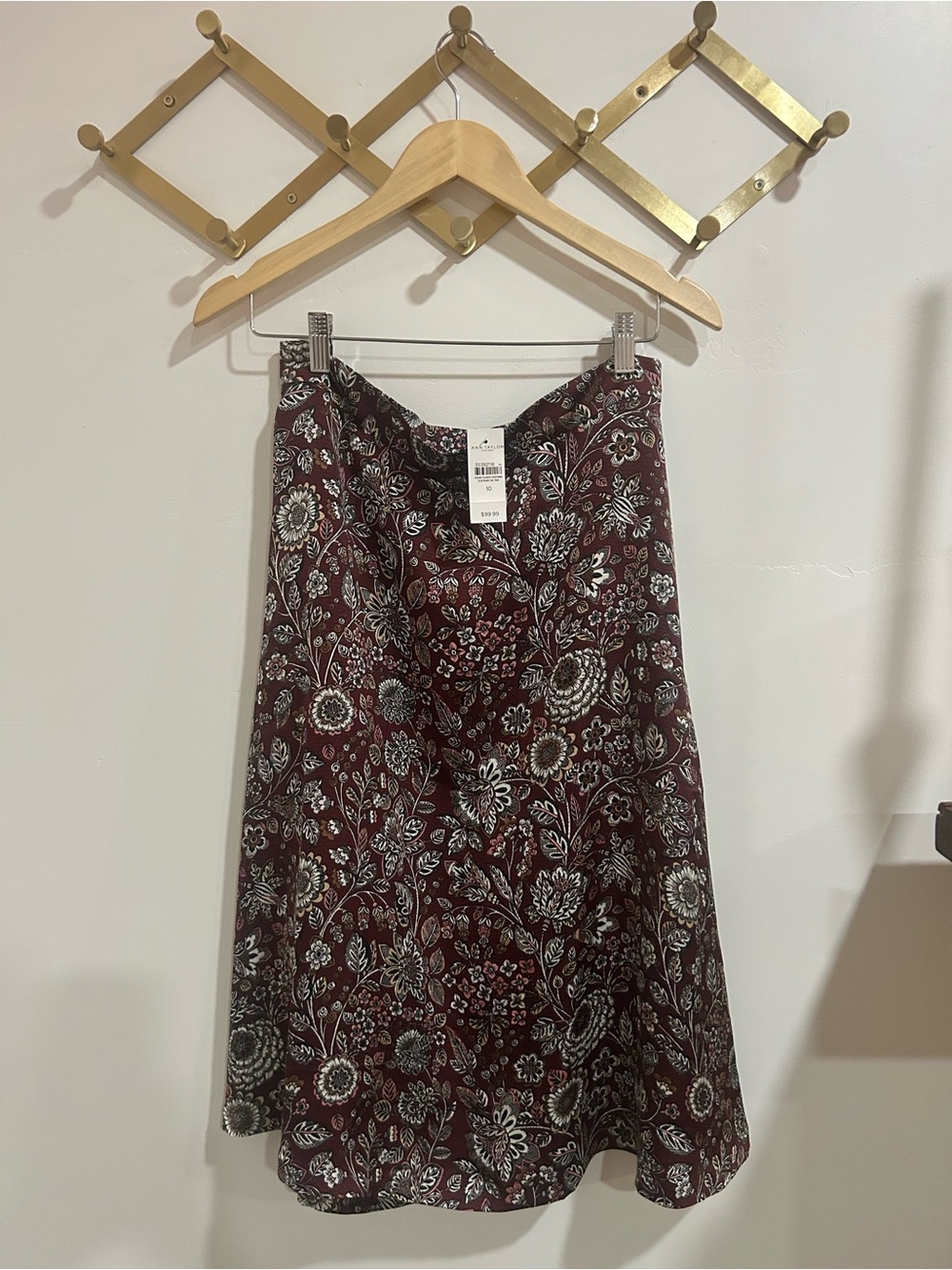 New !!!!Floral A-Line Midi Skirt in Burgundy - Unbranded